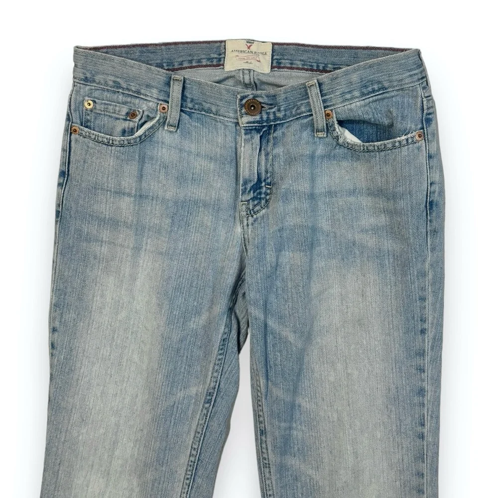 AMERICAN EAGLE 90s Hipster Flare Light Wash Jeans - Picture 2 of 7